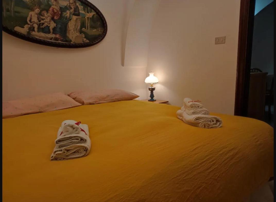 Trulli Delle Rose Puglia And Small Garden *